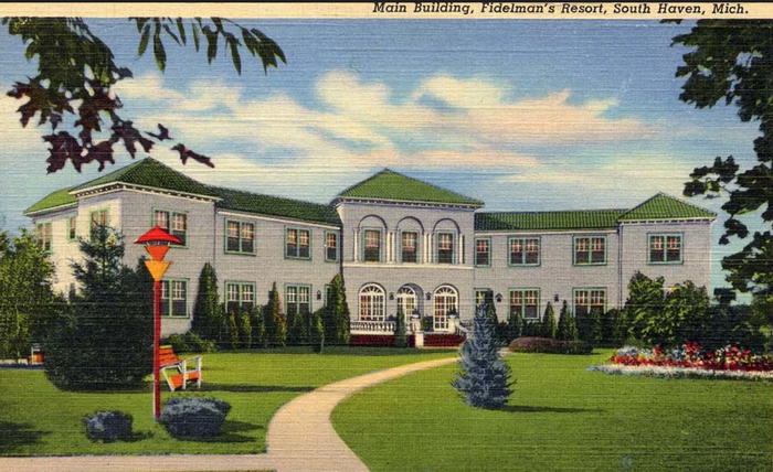 Fidelmans Resort - Old Post Card